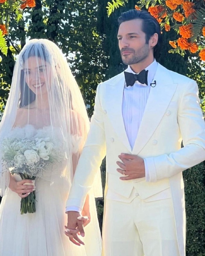 İtaliyada məşhur cütlüyün toyu oldu - FOTO